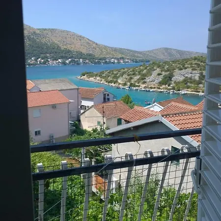 Apartments By The Sea Grebastica, Sibenik - 14014 Baselovici