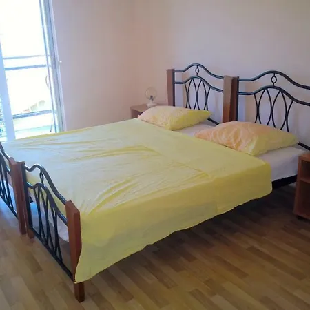 Apartments By The Sea Grebastica, Sibenik - 14014 Apartment *